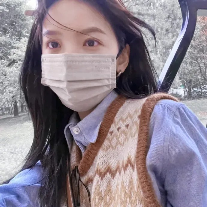 玉女闹军营海报